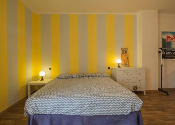 Sunny Open Space Pompeya